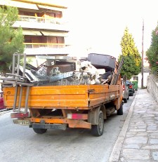 Här kan man tala om en skrotbil ;-)